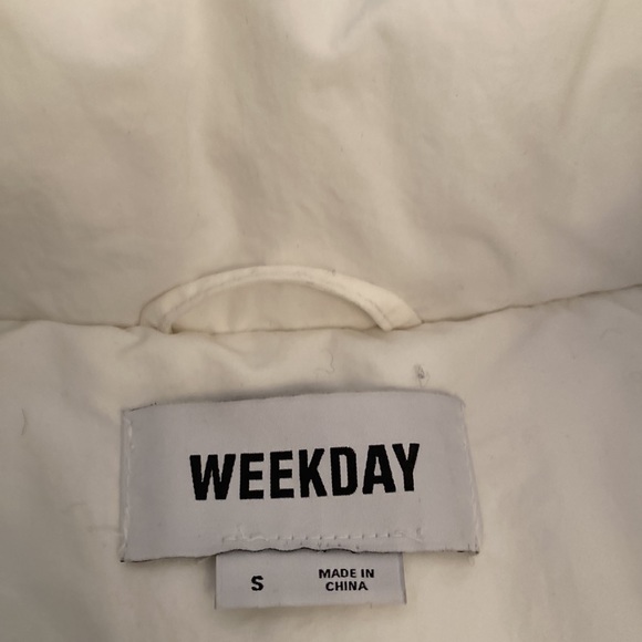 Weekday Zimbra Padded Jacket in White - ASOS - Picture 6 of 7